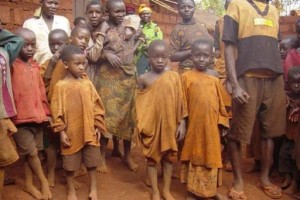Les petits enfants des victimes de la Dictature des Bahima burundais  attendent toujours de savoir pourquoi ils n'ont pas pu vivre avec leurs Grands Parents (Papy ou Mamy).