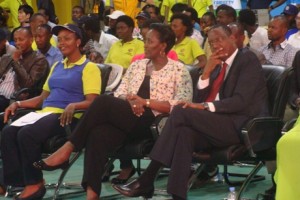 FESPAD 2013 KIGALI / Photo  rnanews.com - De droite à gauche: le Ministre P. Mitali: la Première Dame Jeanette Kagame et La DG de RDB, C. Akamanzi.