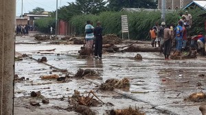 Pluies diluviennes du dimanche 9 février 2014 à Bujumbura  ( Photo: facebook.com/cndd.fdd  &  facebook.com/saidi.juma.3532)