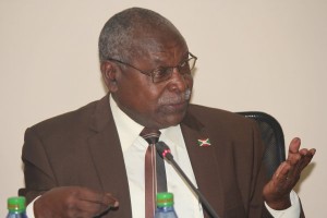 M. Philippe Nzobonariba Secrétaire Général du Gouvernement et Porte-Parole du Gouvernement du Burundi ( Photo: Igihe.bi )
