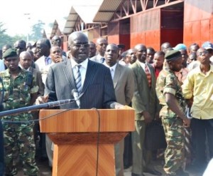 S.E. Gervais Rufyikiri, vice-président du Burundi en charge de l'économie, a inauguré l’ouverture du nouveau marché de Bujumbura ( Photo: ppbdi.com )