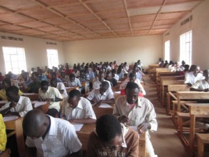 L'Examen d'Etat 2014-2015  ( Photo Iwacu-burundi.org )
