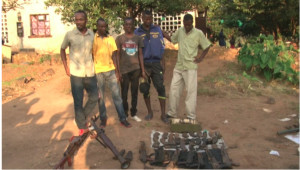 Burundi : 5 jeunes Terroristes de Musaga se sont rendus à la police burundaise. ( RTNB.BI )