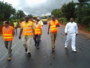 Burundi :  Visite des travaux de construction de la route RN3 à Makamba ( Photo : Jeanne Mukenguruka   2016 )