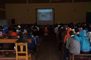 Burundi : L'Histoire à école avec - Burundi 1850-1962 - de M. Léonce NGABO ( photo : festicab.bi )