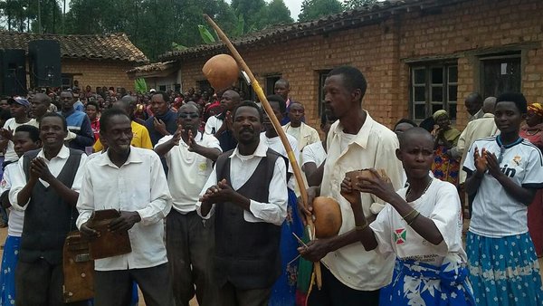 Burundi: TDC  - Construction d'un centre d’enseignement de métiers de Gahombo à Kayanza  ( Photo : KARERWA NDENZAKO )