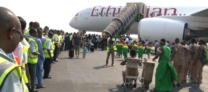 Burundi : 1er atterrissage d'un Air bus 350 d'Ethiopian Airlines à Bujumbura ( photo: RTNB 2016 )
