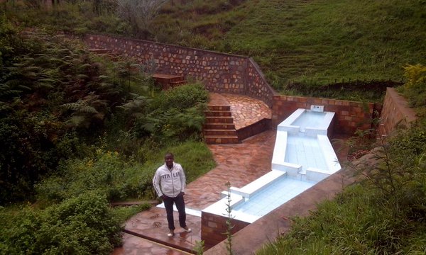 Burundi : Idée pour les vacances - Découvrir la source du Nil ( Photo : Willy Ngendakumana).