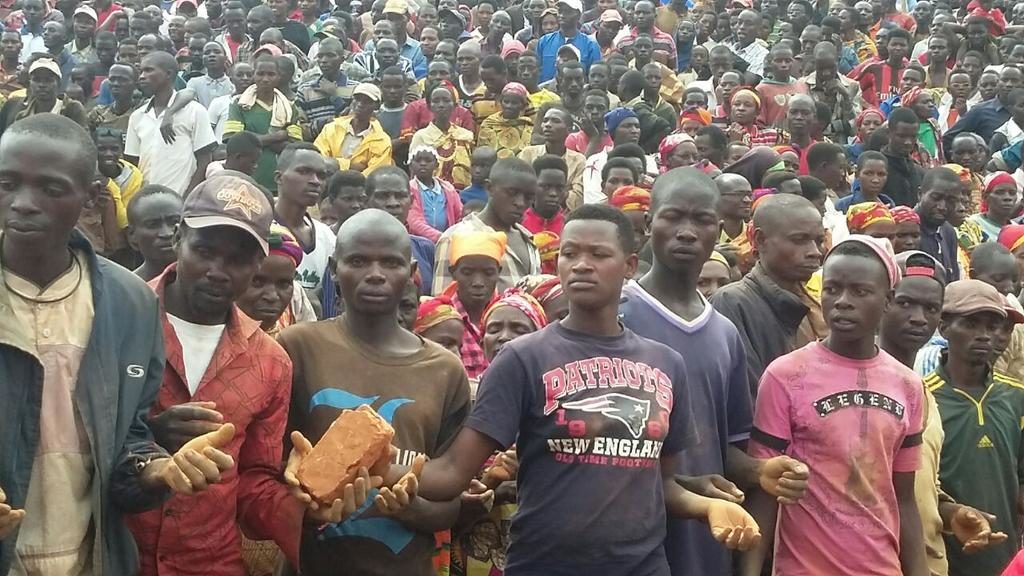 Burundi : TDC à Tangara - Construction d'un bloc d'hospitalisation de l’hôpital de Musenyi ( Pḧoto : Olivier Mukunzi - 17/06/2016 )