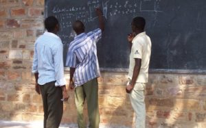 Burundi : DPE de Bururi redéploie 534 enseignants vers des écoles en nécessité ...