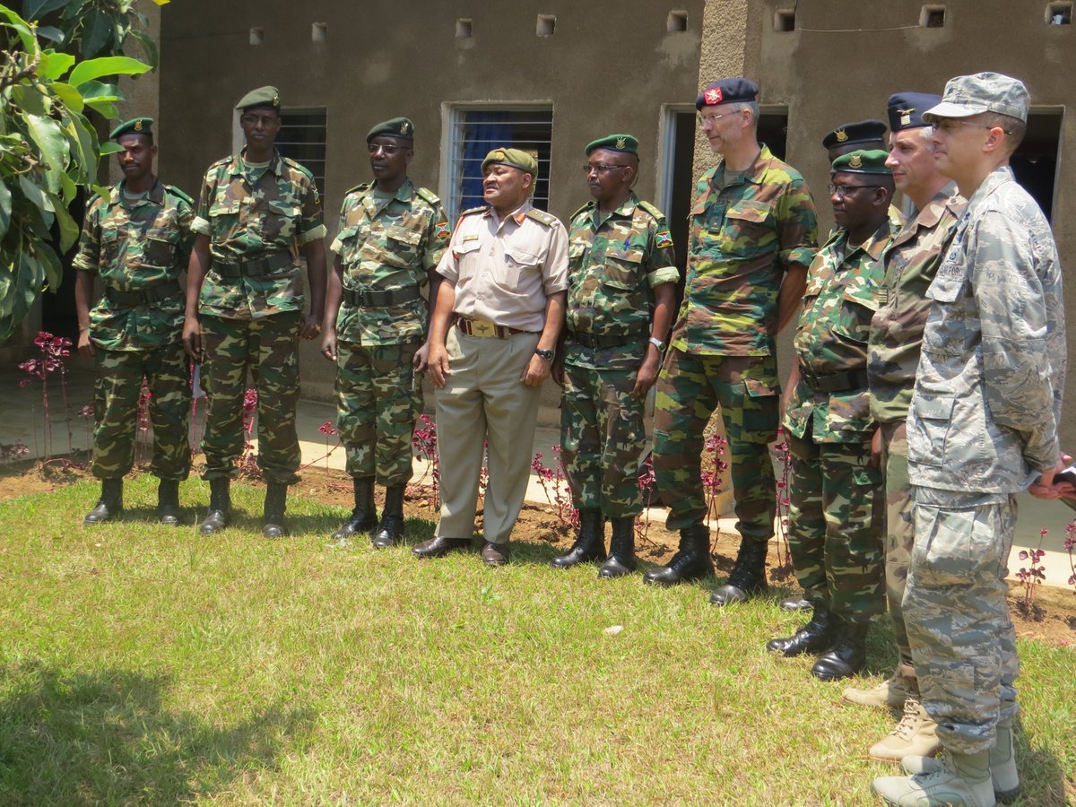 Burundi : Visite bizarre des Attachés militaires USA, FRANCE, BELGIQUE, et AFRIQUE DU SUD ( Photo : ikiriho  2016 )