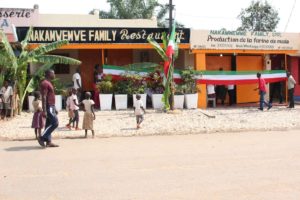 Burundi : Inauguration de Nakamwemwe Family fabriquant de la farine de maïs - Bubanza ( Photo : Burundi-eco 2016 )