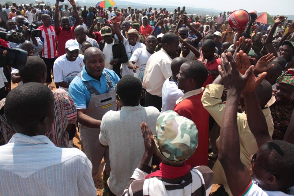 Burundi : TDC à Cibitoke / Rugombo – Extension du lycée des sourd-muets de Karurama ( Photo : ikiriho.bi 2016 )