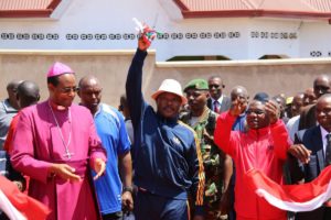 Burundi : Inauguration du Centre Médicale de l’Eglise anglicane de Rugombo  ( Presidence.bi   2016 )