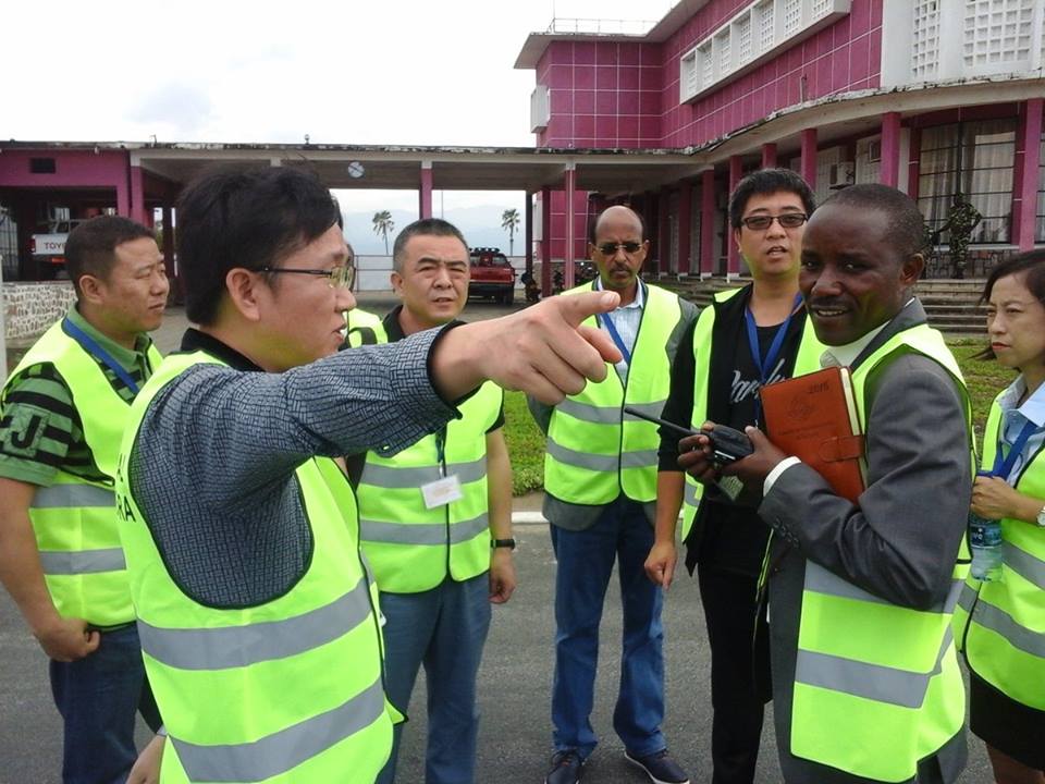 Power China en prospection d'investissement au Burundi  ( Photo : ikiriho.bi  2016 )