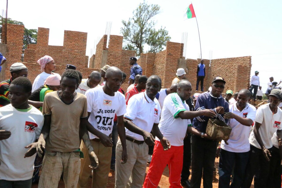 Burundi : TDC - Le CNDD-FDD construit sa permanence provinciale de Rumonge ( Photo : CNDD-FDD   2016 )