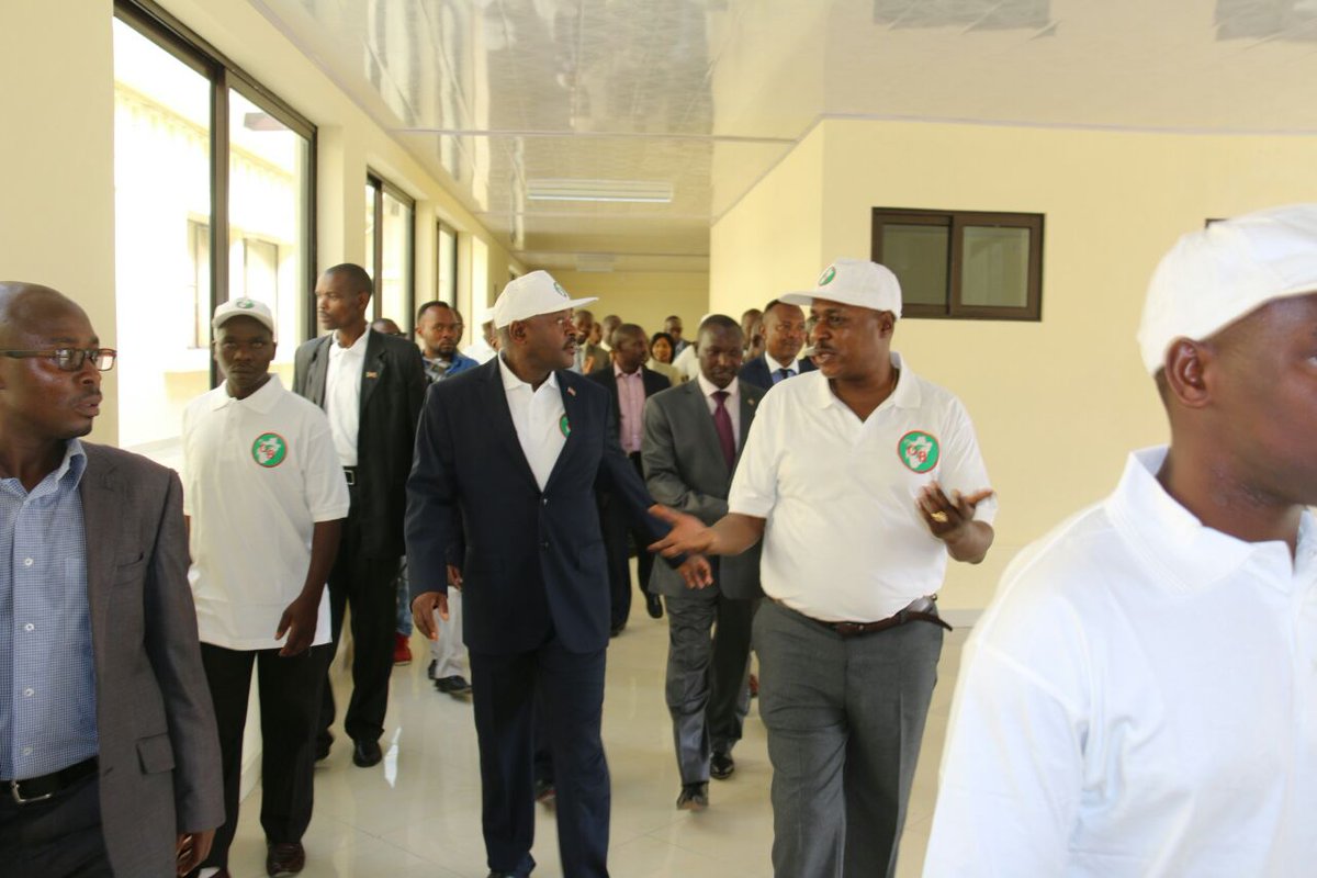 Burundi : Inauguration des nouveaux bâtiments de l'OTB ( Photo : Ikiriho 2016 ) 