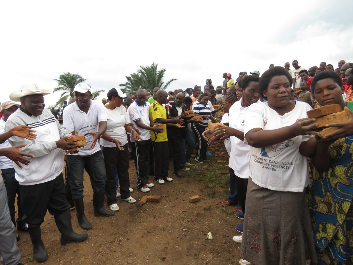 Burundi : Bubanza / Mpanda - Inauguration de l'Ecole d'Excellence de Muberure ( Photo : Assemblée Nationale 2016 )