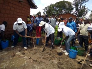 Burundi : TDC à Mwaro - Construction d'un centre d'enseignement de métiers à NDAVA ( Photo : SINDARUHUKA PACELLI  2017 )