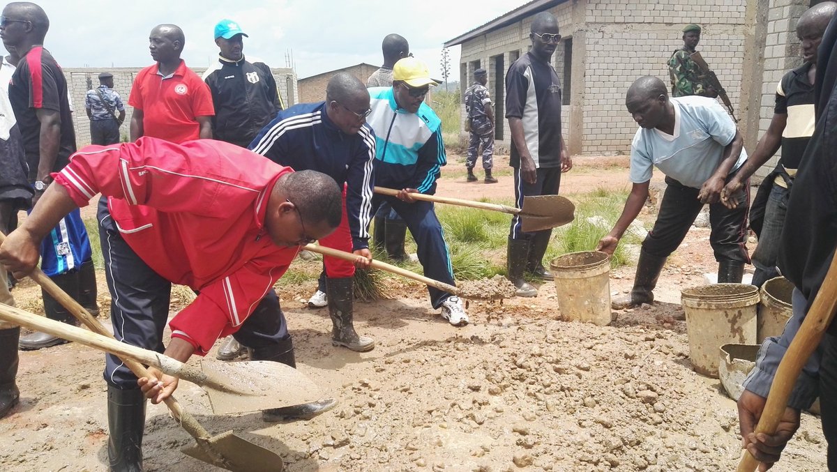 Burundi: TDC à Ngozi -  Construction  du marché de Vyerwa ( Photo :   Landry Sibomana 2017 )