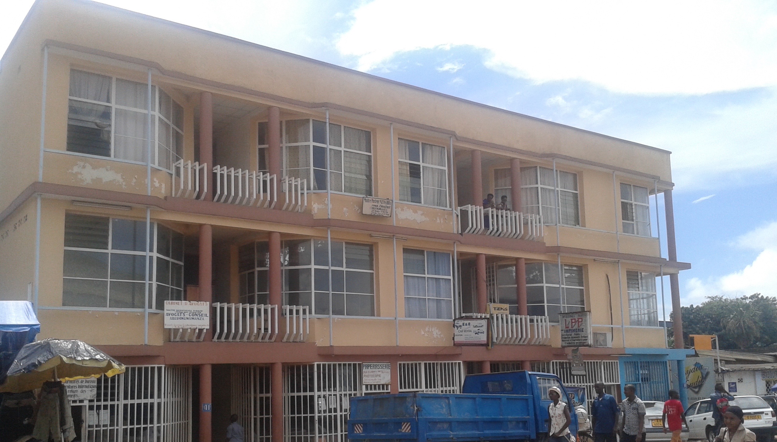 Un Immeuble à appartements à Bujumbura ( Photo : burundiappscenter.com )