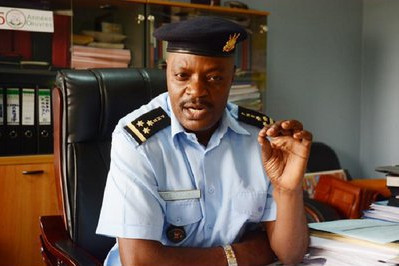 L'officier Hatungimana Jimmy, Commissaire Général des Migrations à la Police Nationale du Burundi (PNB) - PHOTO : ABP 2017
