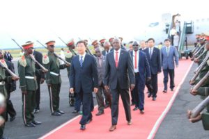 Burundi : Visite historique de S.E. Li Yuanchao, Vice-Président de la Chine ( Photo : ikiriho.bi 2017 )