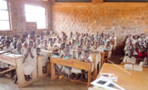 Burundi : Améliorer la qualité éducative dans les ECOFO privées ( Photo : iwacu-burundi.org 2013 )