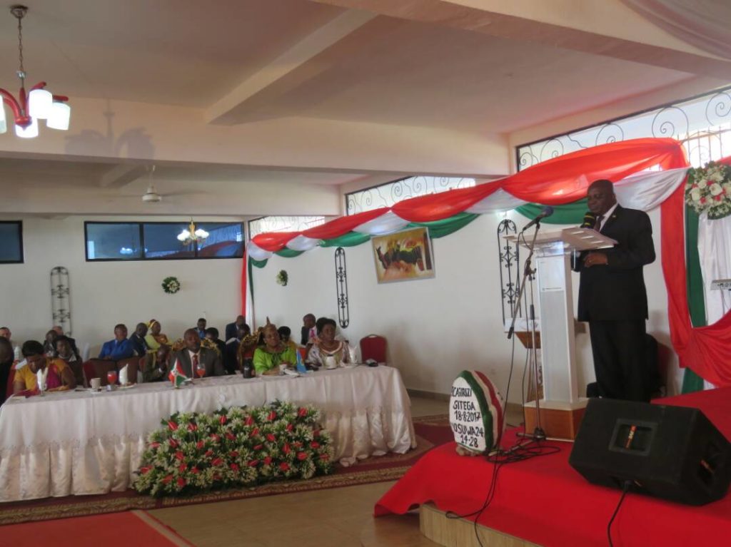 Burundi : IMANA au coeur du 12ème National Breakfast Prayer ( Photo : Ikiriho ; Bucumi-Nkurunziza ; Nyamitwe Willy ; Munezero Doriane ; Vice Présidence ; kenyaEmbassyBurundi ; Assemblée Nationale )