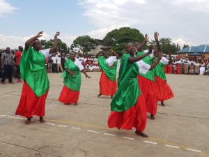 Burundi : Les ethnies HUTU, TUTSI, TWA héritées de la COLONISATION ( Photo : IKIRIHO , CNDD-FDD 2017 )