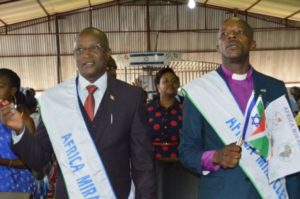 Burundi : Israël Church prie pour les Barundi ( Photo : RTNB  2017 )