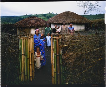 Burundi : L'importance de la Famille chez les Barundi ( Photo : Bertrand Rieger 1989)