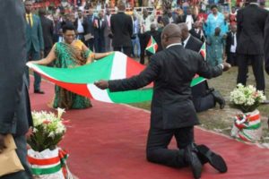 Burundi : 100.000 Barundi à la Prière d'Action,l'UMUGANIRO ( Photo : 2017 RTNB )