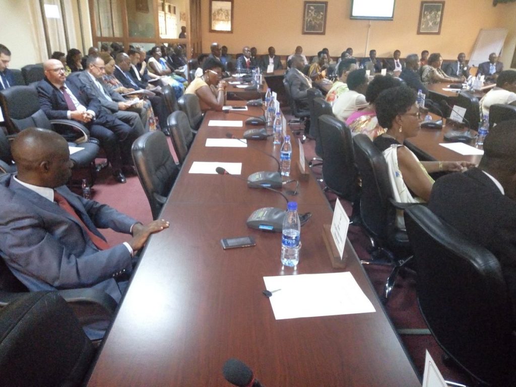 Burundi : Ouverture au Sénat de la session parlementaire de février 2018 ( Photo : LERENOUVEAU 2018 )