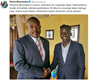 Burundi : Le MWAMI ( Chef d'Etat ) félicite la Championne MUHUTUKAZI athlète, NIYONSABA Francine ( Photo : ikiriho 2018 )