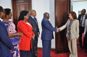 Burundi : Les Parlementaires SUISSES rencontrent leurs collègues BARUNDI ( Photo : RTNB 2018 )