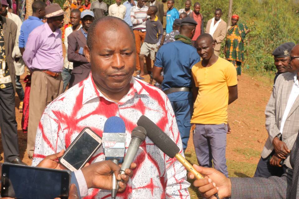 Burundi : GITEGA - Le vote pour le REFERENDUM CONSTITUTIONNEL 2018 ( Photo : CNDD-FDD  2018 )