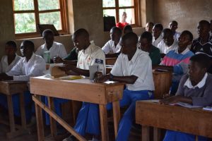 BURUNDI : Concours Nationale 2018 - 99.025 élèves dans 1.015 centres de passation ( Photo : IKIRIHO.BI 2018 )