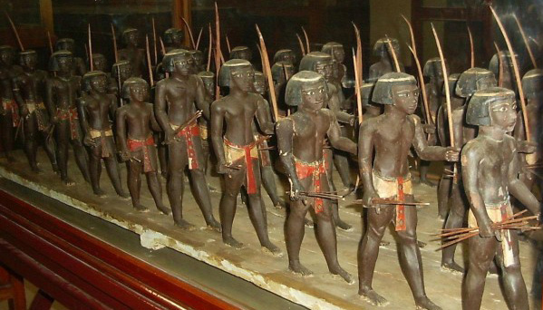 NUBIE - L'armée Nubienne ( Image : histoire-du-monde.fr ) 