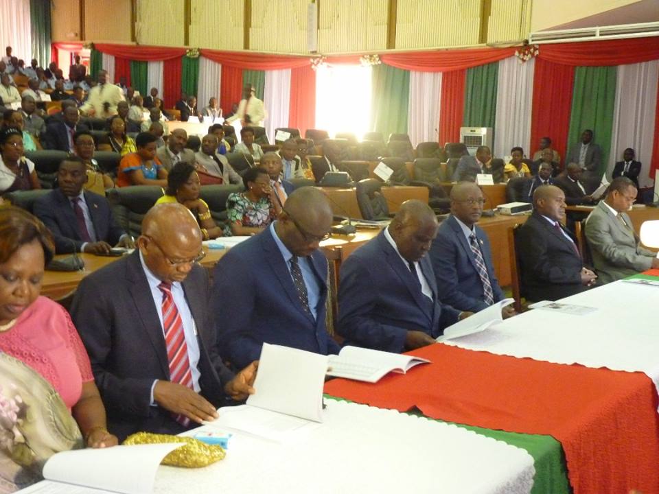 Burundi : Le référendum constitutionnel du 17/5/2018 a coûte 15,5 Millions USD ( Photo : ikiriho.bi 2018 ) 