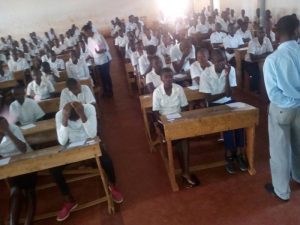 Burundi : Gitega a totalisé 10.447 élèves au Concours National 2018 ( Photo : ABP 2018 )