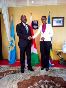 Burundi : Le Président félicite une journaliste sportive burundaise ( Photo : IKIRIHO 2018 )
