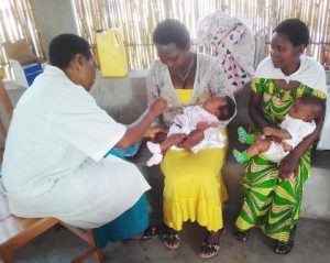 Burundi : Semaine santé mère-enfant, vaccin contre la poliomyélite ( Photo : PPBDI.COM 2018 )
