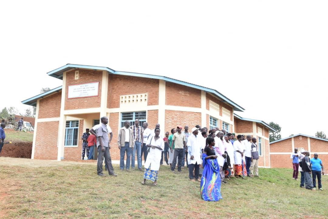 Burundi : Inauguration d'un centre de santé à Bugenyuzi, Karuzi ( Photo : Presidence.bi / @BdiPresidence 2018 )