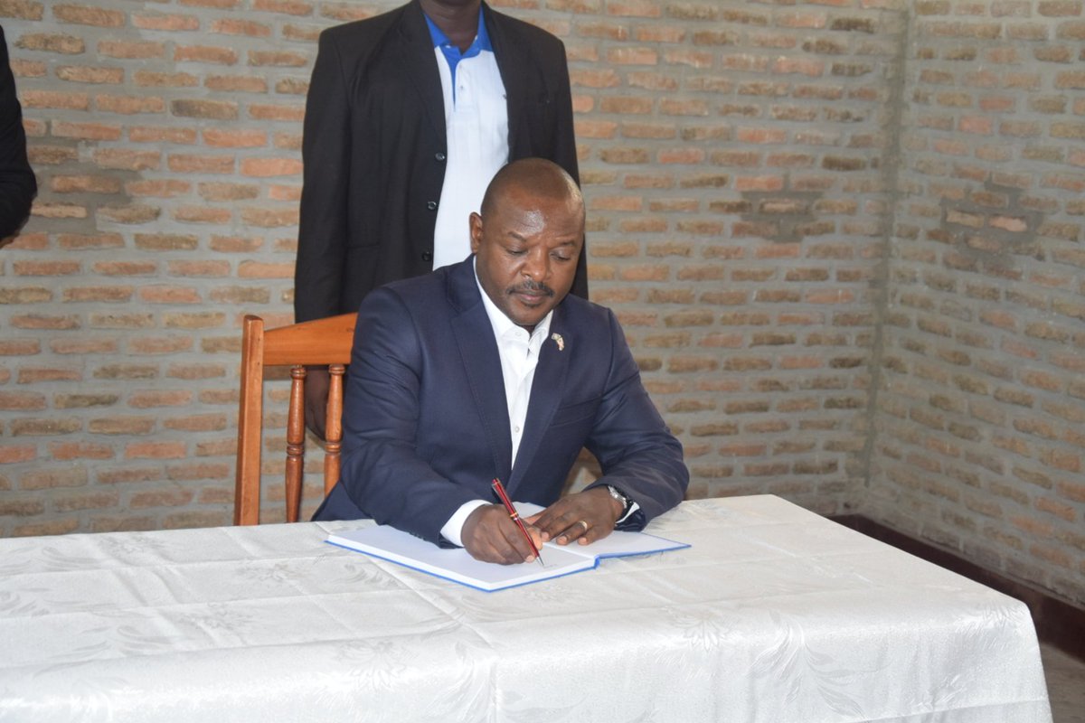 Burundi : Inauguration d'un hangar de stockage de riz à Gihanga ( Photo : RTNB.BI 2018 )