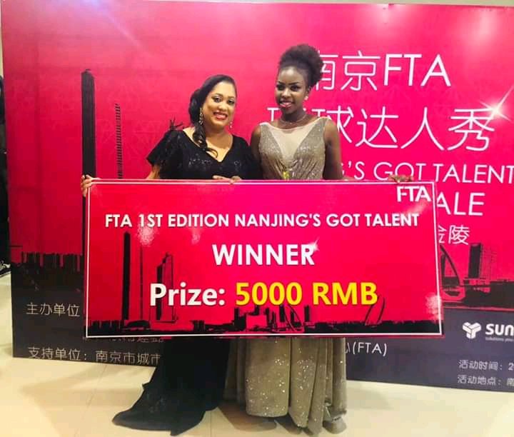 Burundi / Chine : MUGISHA Merveille - Prix chanson -  au Foreing Talent Association  ( Photo : JimbereMag   2019  )