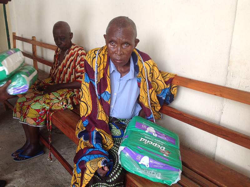 Burundi : Prise en charge des personnes âgées à la Maison Saint Elisabeth ( Photo : lifecenterburundiorg )