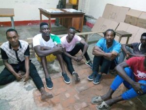 Interpellation de 6 présumés voleurs de véhicules à Nyakabiga ( Photo : ABP 2019 )