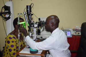 Burundi : L'Hopital Militaire De Kamenge s'ouvre à la chirurgie oculaire laser‎ ( Photo : Hopital Militaire De Kamenge   2019 )