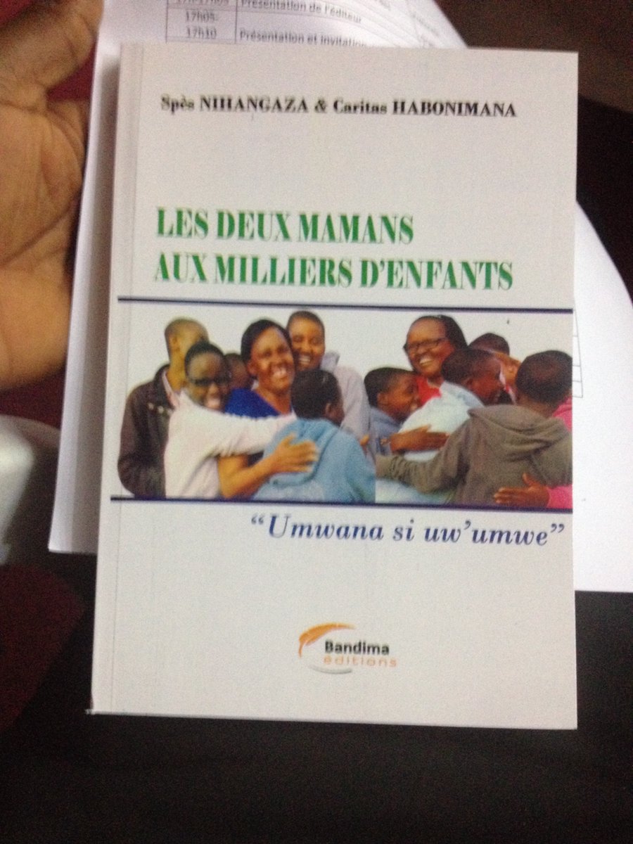 Burundi : Présentation d'ouvrage - DEUX MAMANS AUX MILLIERS D'ENFANTS - ( Photo : URUMURI NEWS 2019 )